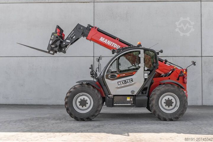 Chargeur télescopique Manitou MT 935