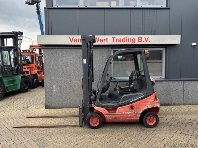 Linde H16T-03 Triplex 540 Freelift / Sideshift LPG 2006 LINDE H16T-03 Triplex 540 Freelift / Sideshift LPG 2006