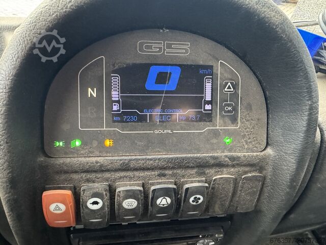 Goupil G5 Hybrid Electric / Focs Petrol Tipper Municipal Vehicle 2010 GOUPIL G5 Hybride Elektro / Focs Benzine Laadbak Gemeente voertuig 2010