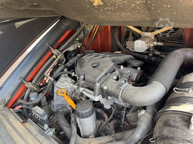 Linde H20D-01 Triplo 470 Freelift / Sideshift 5355UUR VW Diesel 2012 LINDE H20D-01 Triplo 470 Freelift / Sideshift 5355UUR VW Diesel 2012