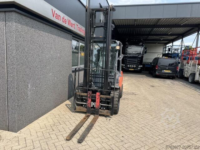 Forklift Toyota 02-8FDF30 Duplo 450, side shift / fork positioner, diesel, 2012 TOYOTA 02-8 FDF 30