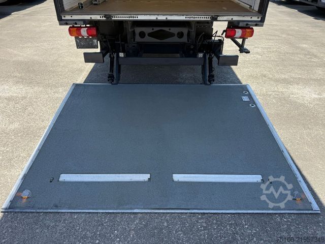Dobozos furgon MERCEDES-BENZ ATEGO 818 L Koffer 7,2 m LBW 1 TO.*SEITENTÜR