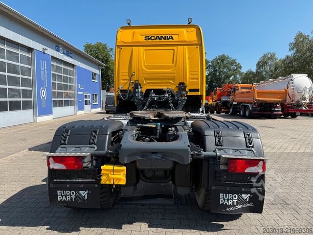Standaard trekker SCANIA 450 XT 4x4 Euro 6 SZM Kipphydraulik Blatt / Luft