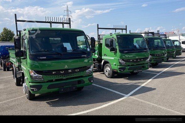 Tre-vejs tippevogn FUSO Canter 7C18 Meiller-Trigenius-Dreiseitenkipper