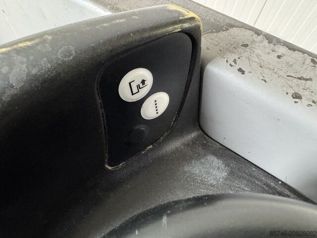 EKS 210 - Wire Guidance!! PSA!! DOUBLE steering!! Triplex FFL JUNGHEINRICH EKS 210 - Wire Guidance !! PSA !! DOUBLE steering !! Triplex FFL