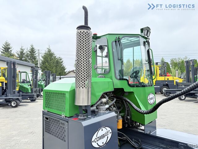 Dört yollu forklift Combilift C3000 DIESEL TRIPLEX 4900 POSITIONER