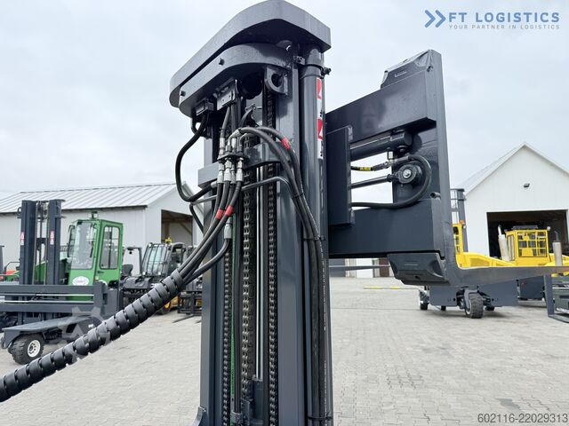 Dört yollu forklift Combilift C3000 DIESEL TRIPLEX 4900 POSITIONER