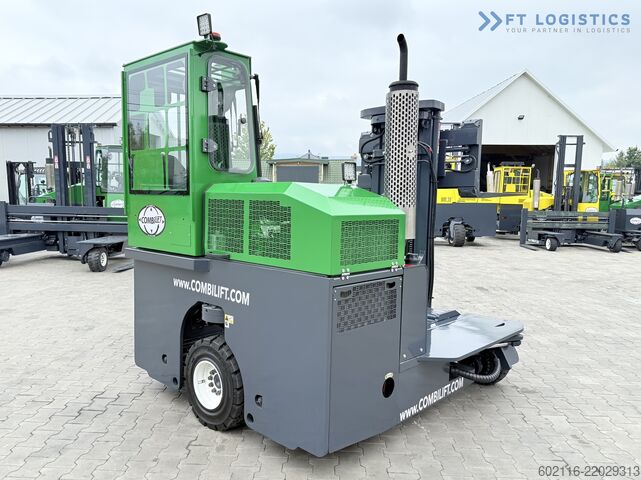 Dört yollu forklift Combilift C3000 DIESEL TRIPLEX 4900 POSITIONER