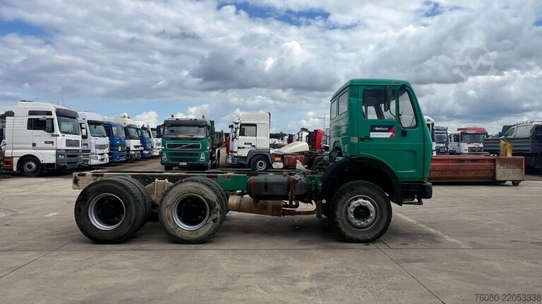 Chassis cab Mercedes-Benz SK 2228 (V8 / GRAND PONT / LAMES / BIG AXLE / B...