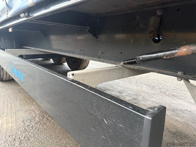 Naczepa otwarta z plandeką KRONE 5x SD Profi Liner Schiebeplane Curtainsider