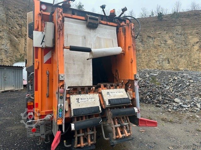 Szemetesautó MAN TGS 28.320 6x2-4 BL FAUN VarioPress/ Zöller /24