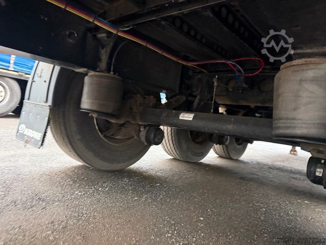 Naczepa otwarta z plandeką KRONE 5x SD Profi Liner Schiebeplane Curtainsider