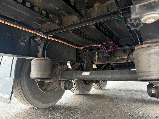 Naczepa otwarta z plandeką KRONE 5x SD Profi Liner Schiebeplane Curtainsider