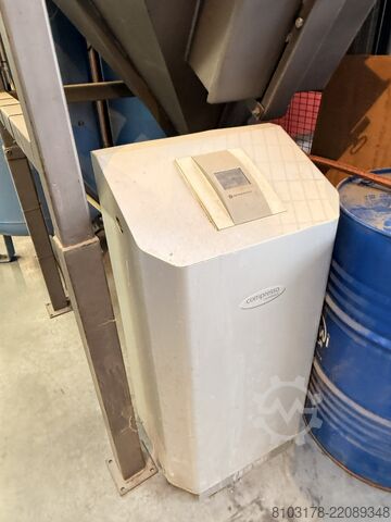Kompresor z sterowaniem PLC IMI hydronic engineering Compresso