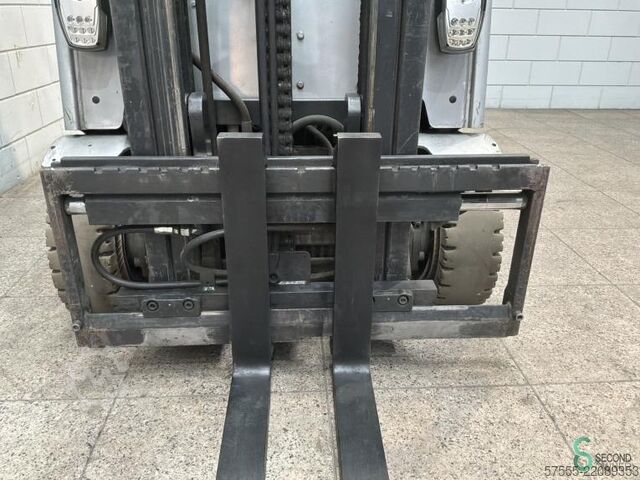περονοφόρο ανυψωτικό Still RX20-16