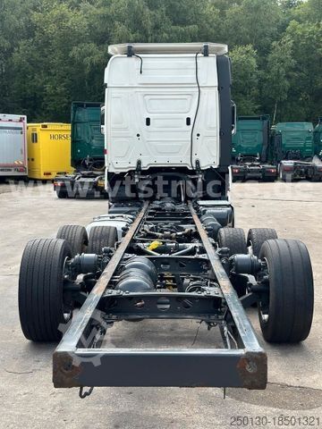 Chassi de caminhão MERCEDES-BENZ Actros 2540 6x2 Lift/Lenk *DIVERSE FEHLTEILE*