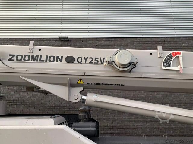 Alle terrein kraan Zoomlion QY25V51.5 25 TONS CRANE/KRAN/GRUA/KRAAN
