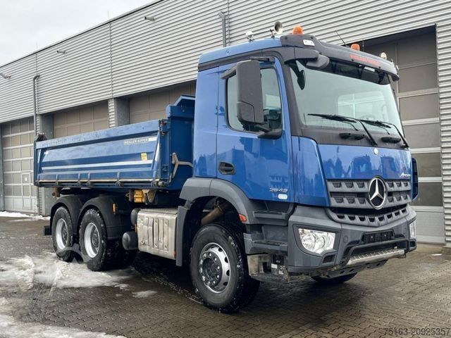 Tresidig tippbil MERCEDES-BENZ Arocs 2643 K 6x4 3-Achs Kipper Meiller