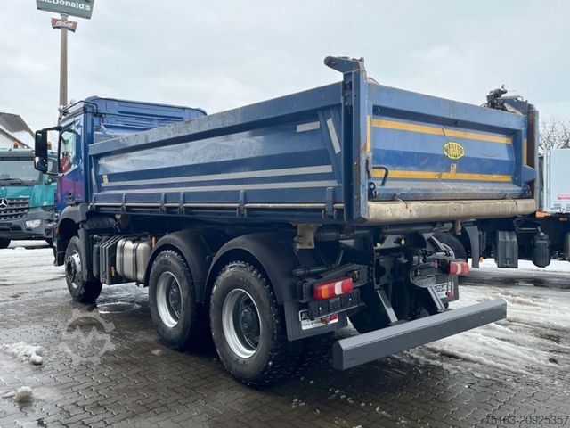 Tresidig tippbil MERCEDES-BENZ Arocs 2643 K 6x4 3-Achs Kipper Meiller