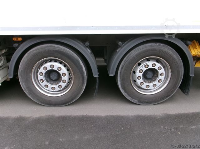 Camion frigorific MERCEDES-BENZ 2540 Antos*kpl Zug*35 Pal*2x LBW*NLA*Kamerakpl.