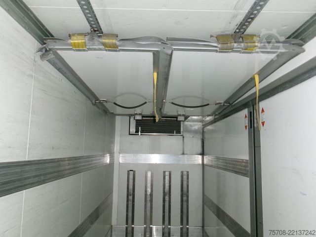Camion frigorific MERCEDES-BENZ 2540 Antos*kpl Zug*35 Pal*2x LBW*NLA*Kamerakpl.