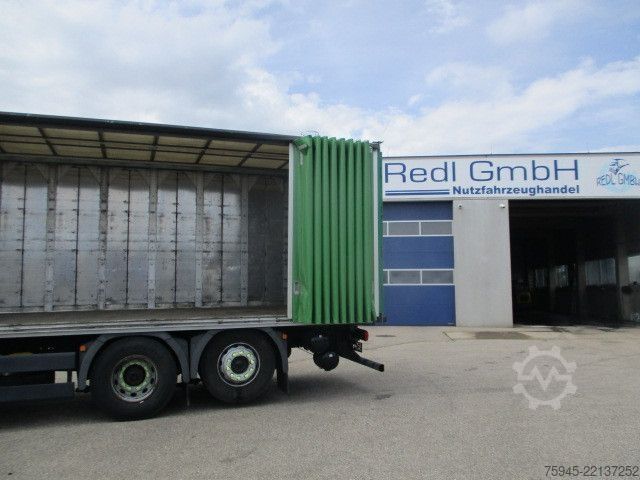 Camião de bebidas MAN TGX 26.440, Getränkeaufbau mit Schiebeplane
