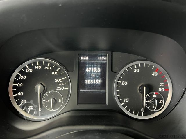 Koelwagen met geïsoleerde laadbak MERCEDES-BENZ Vito Kasten 111CDI lang*0°*Kühlkasten*Konvekta*