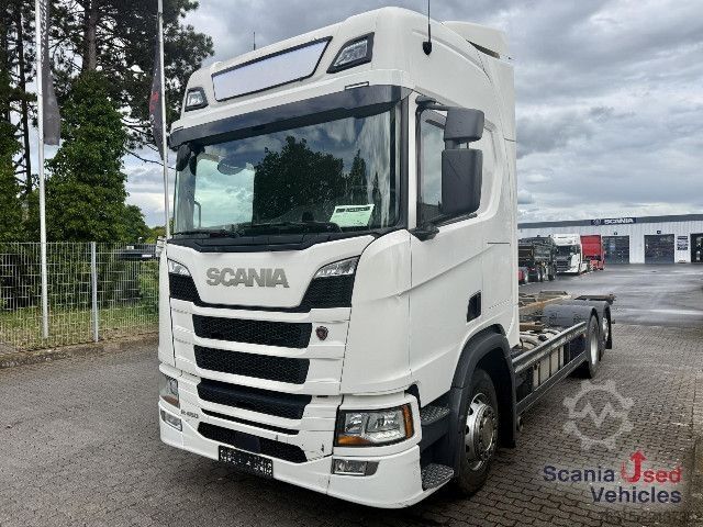 Lastbil med utbytbar kaross Scania R450- 6x2- BDF HUBSCHWINGE- MOTOR WASSERVERLUST