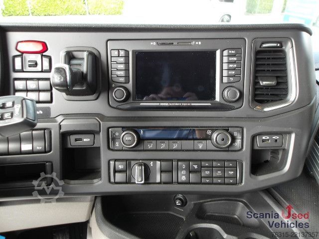 Standard dragbil Scania R 500 NA - HIGHLINE - RETARDER - 620 Ltr. TANK