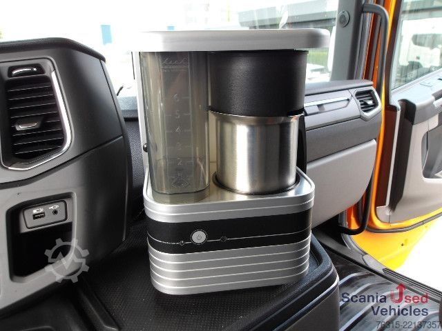 Standard dragbil Scania R 500 NA - HIGHLINE - RETARDER - 620 Ltr. TANK