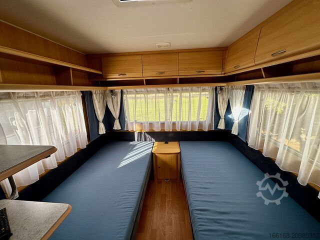 Karavan Dethleffs Camper 470 V