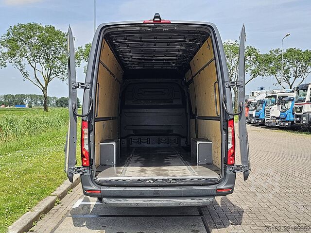 Kombi s vysokou střechou MERCEDES-BENZ SPRINTER 317 L4H2 XXL Automaat