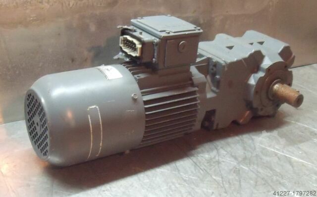 Tandwielmotor 0,37 kW 41 tpm BAUER BK10-71V