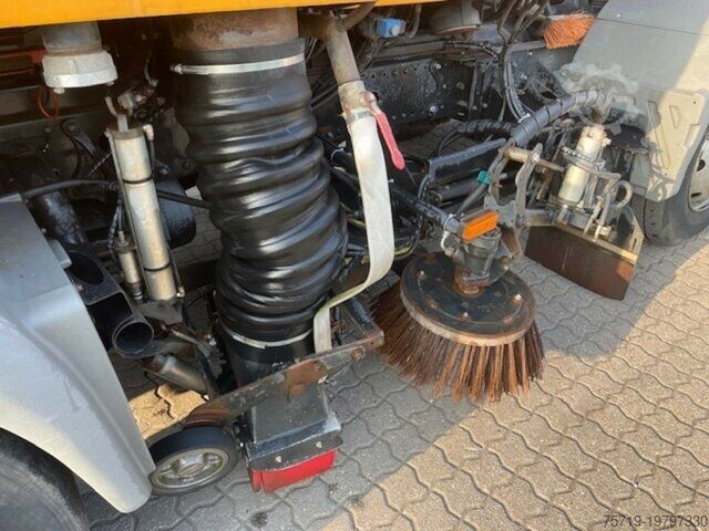 Special purpose truck Mercedes-Benz 1323 Atego4x2