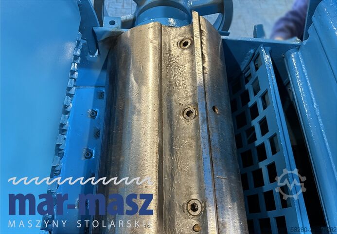 Hackschnitzler/Holzhäcksler für Schnittreste ŻENO ZTH 400/500 E 130 wibrorynna i taśmociąg