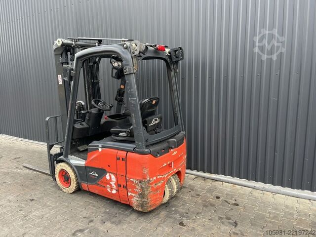 Elektrikli 3 tekerlekli forklift Linde E15-02