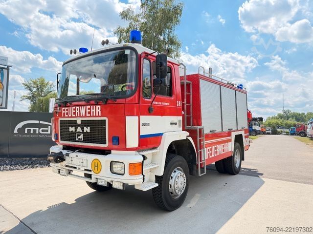 Speciale doeleinden vrachtwagen MAN 17.232 4x4 KRAN SEILWINDE Kran und LKW