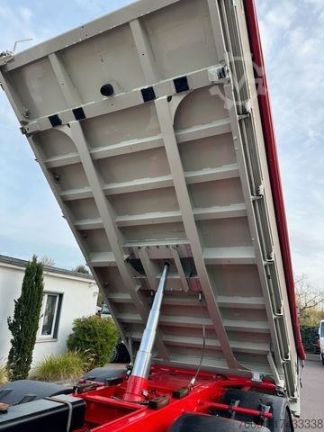 Autocarro ribaltabile MERCEDES-BENZ Arocs 2645 6x4 3-Seiten-Kipper AHK 35to