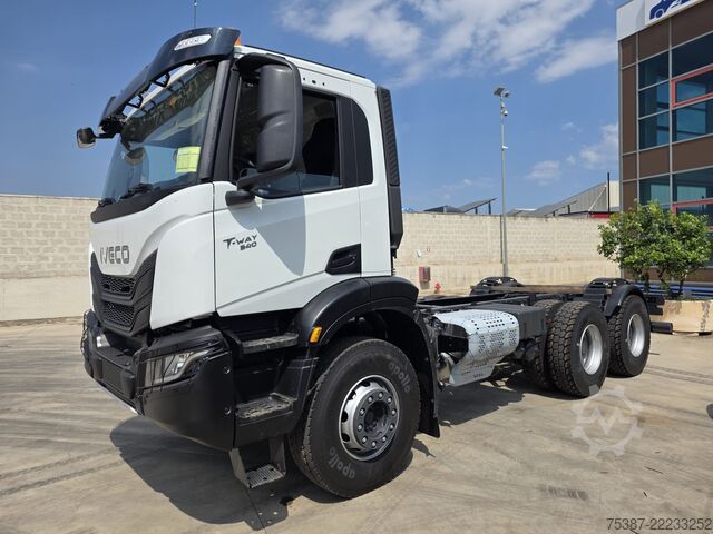 Vrachtwagenchassis iveco 380X54