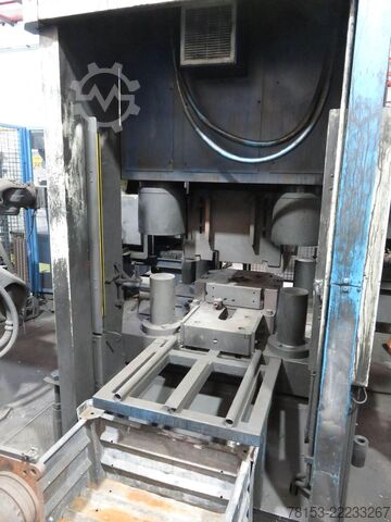 Hydraulische spuitgietmachine Cavenaghi Ridolfi 8000 KN-2E