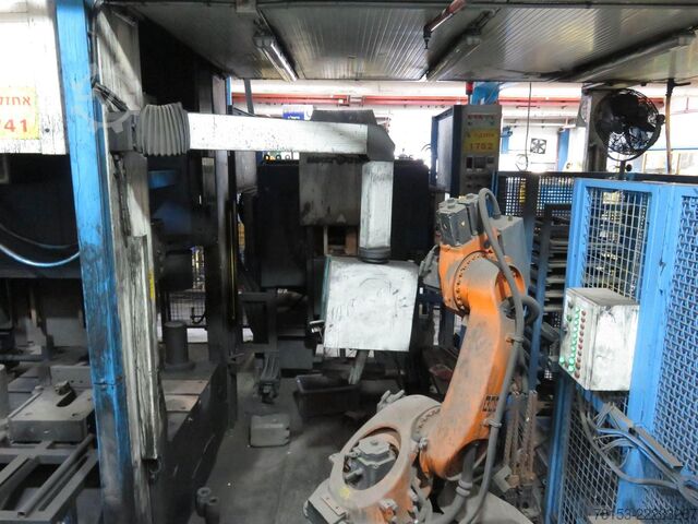Hydraulische spuitgietmachine Cavenaghi Ridolfi 8000 KN-2E