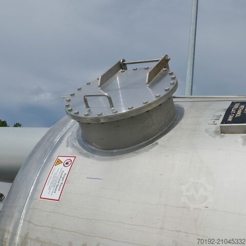 Δεξαμενή αποθήκευσης 28.100 λίτρων κατασκευασμένη από ανοξείδωτο ατσάλι V4A BERTSCH 9733