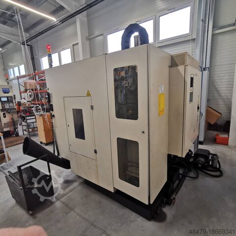 3-assig bewerkingscentrum AKIRA SEIKI V2.5XP