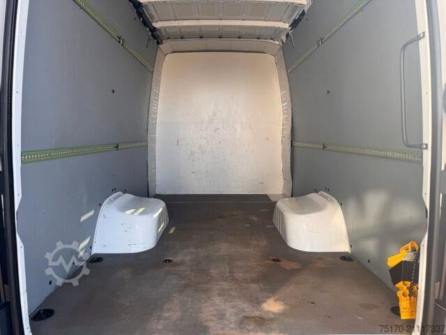 Kleinbus Mercedes-Benz Sprinter 519 CDI DoKa/Mixto Stdheiz AHK3,5to