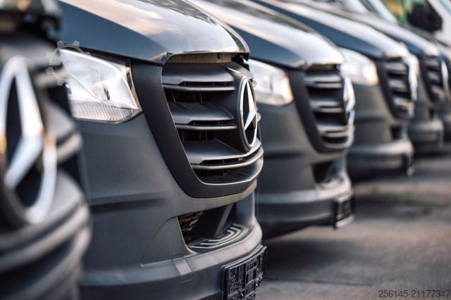 Dobozos furgon MERCEDES-BENZ Vito Kasten 110  Kamera Tempom. Klima Tüv neu E6