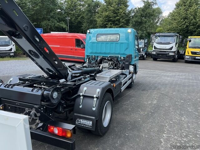 Hákový nosič kontejnerů Fuso Canter FUSO 9C18 City Abrollkipper Hakenlift Color Edition