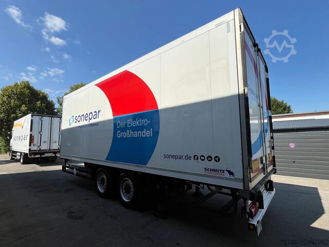 Koffer Mercedes-Benz Actros 1842 4-ACHS ZUG SCHMITZ KOFFER DURCHLADER