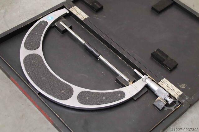 Buiten micrometer Mahr 225-250 mm