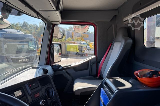 Tipper truck RENAULT C520 10x4 Abschiebemulde (no tipper)