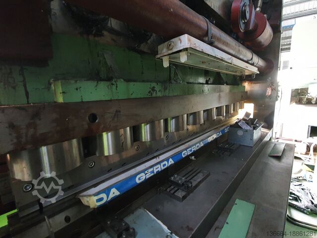 Pressa piegatrice PHK-01